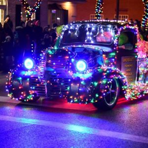 11/29 Holiday Parade of Lights in Washington