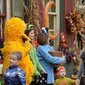 10/31 Trick or Treat on Main St. in St. Charles