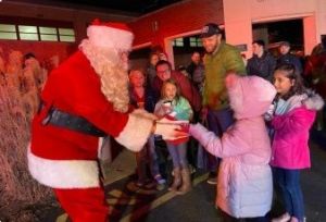 12/05 Annual Tree Lighting in Shrewsbury